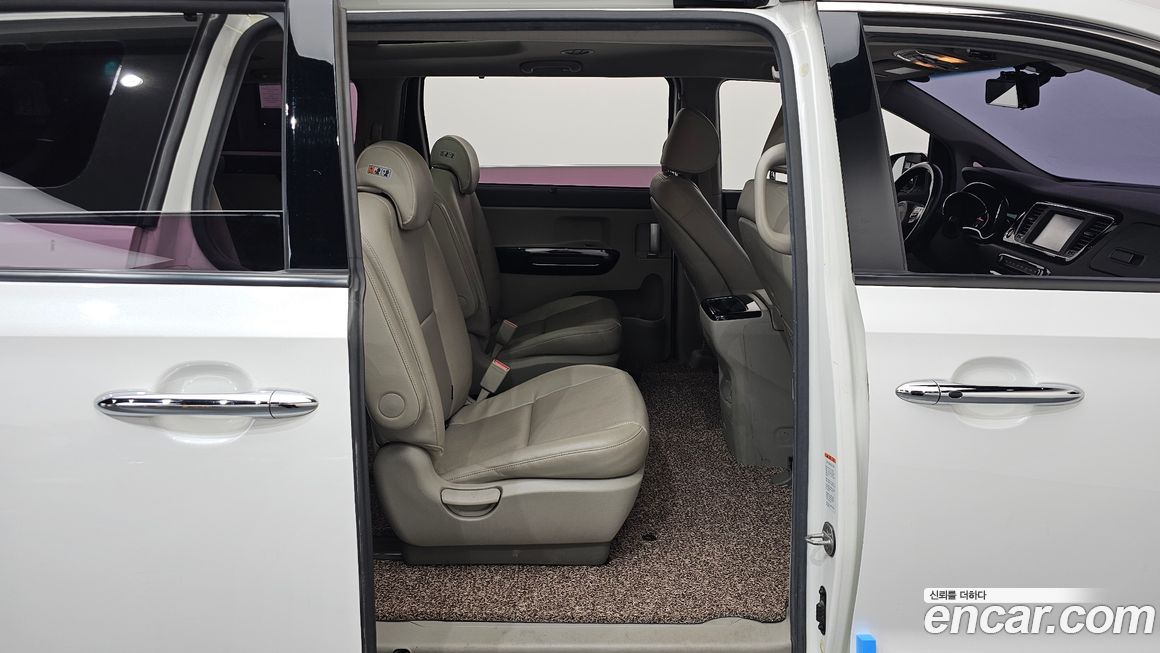 Kia Canival 2017