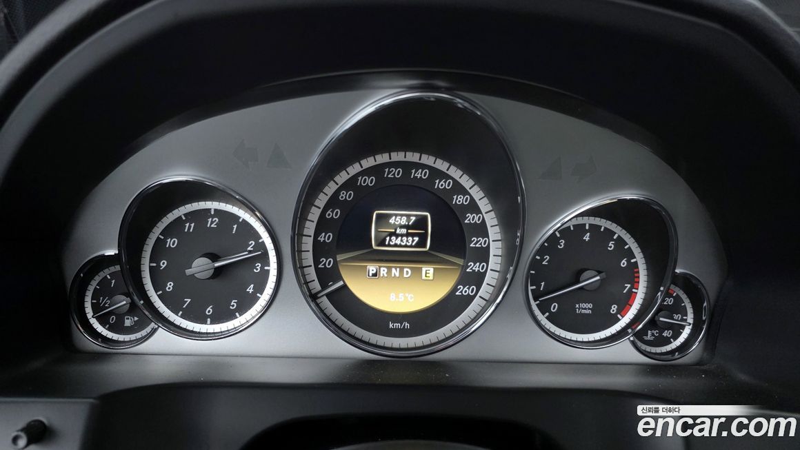 Mercedes-Benz E-Class 2012