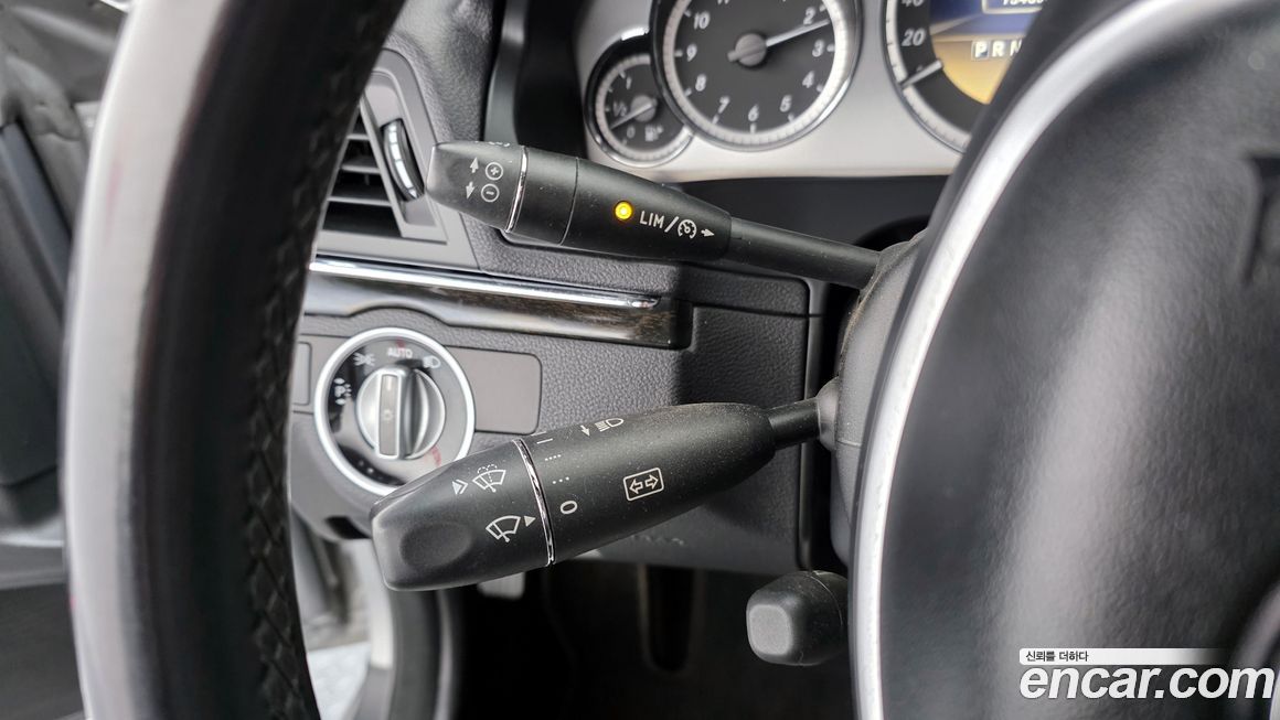 Mercedes-Benz E-Class 2012