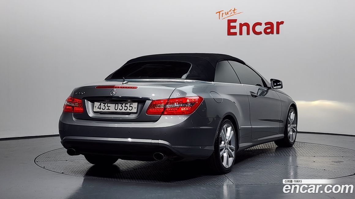 Mercedes-Benz E-Class 2012