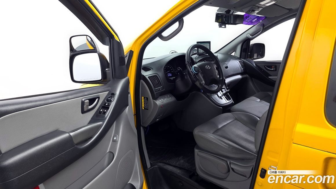 Hyundai Starex 2017