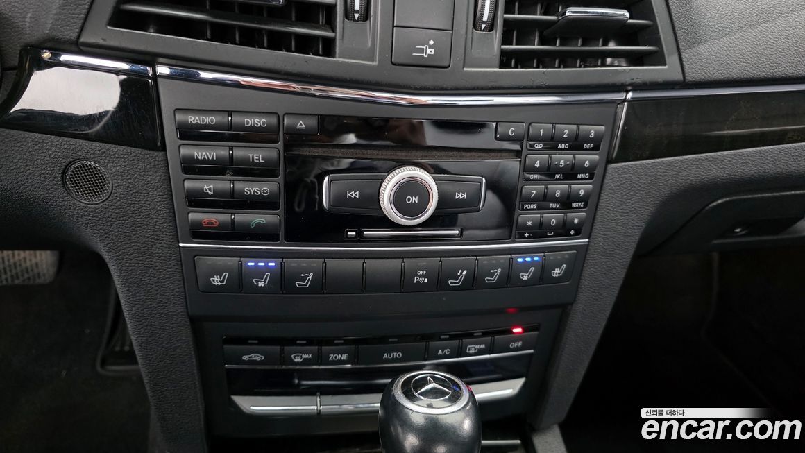 Mercedes-Benz E-Class 2012