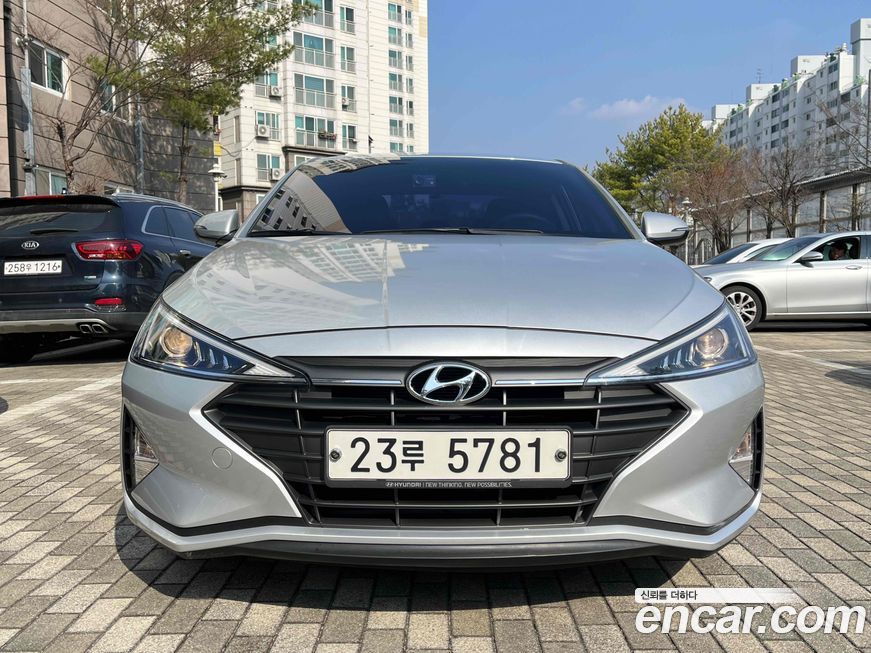 Hyundai AVANTE 2019