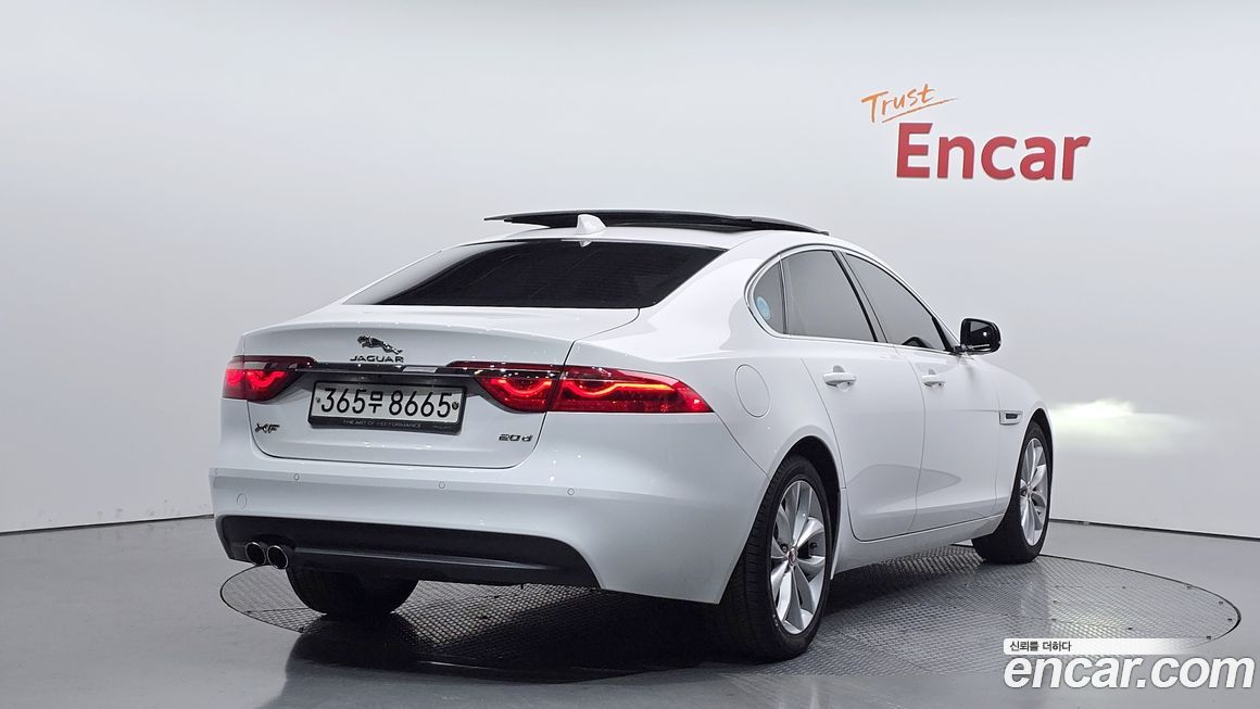 Jaguar XF 2019