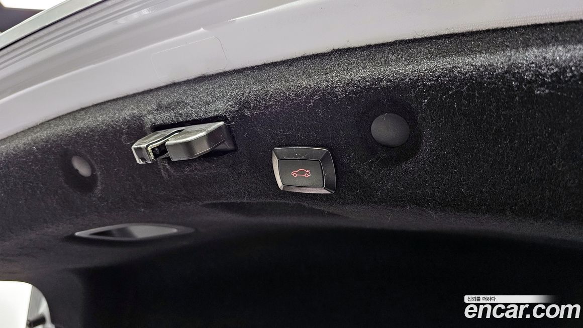 Renault-KoreaSamsung SM6 2020