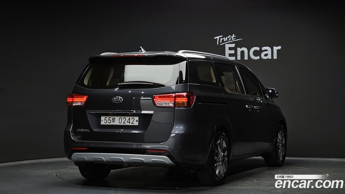 Kia Canival 2017
