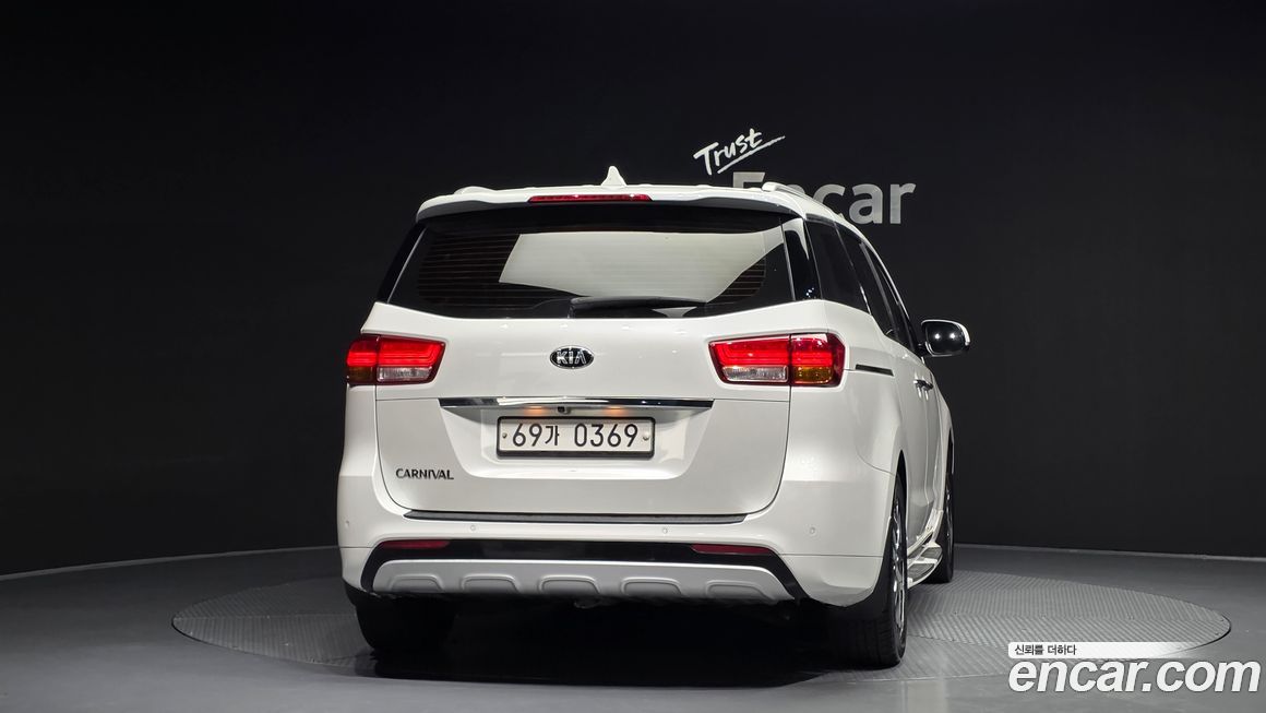 Kia Canival 2016