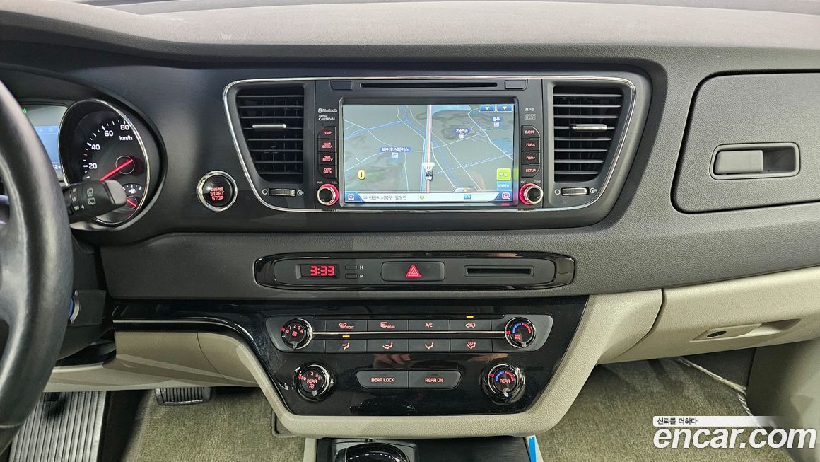 Kia Canival 2016