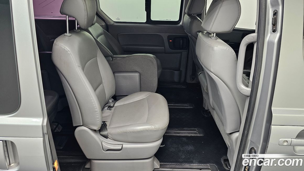 Hyundai Starex 2016