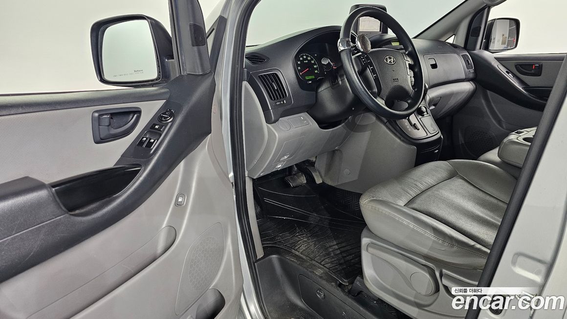 Hyundai Starex 2016