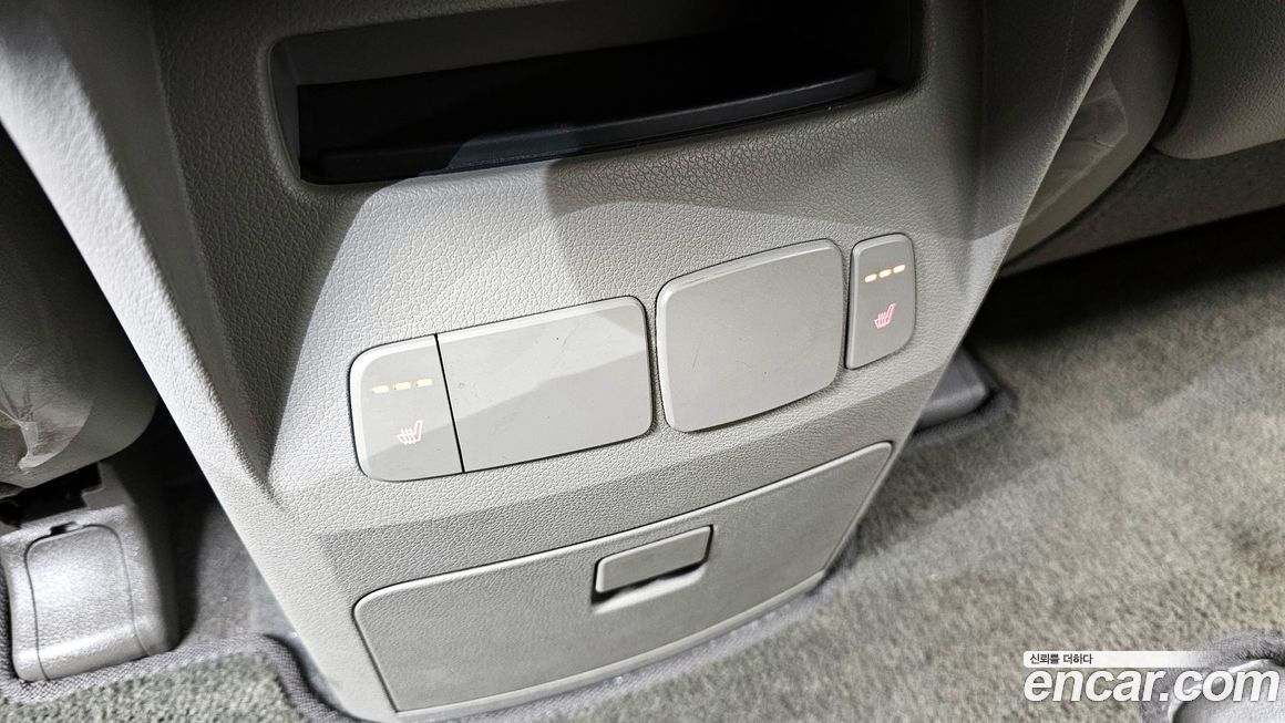 Kia Canival 2016