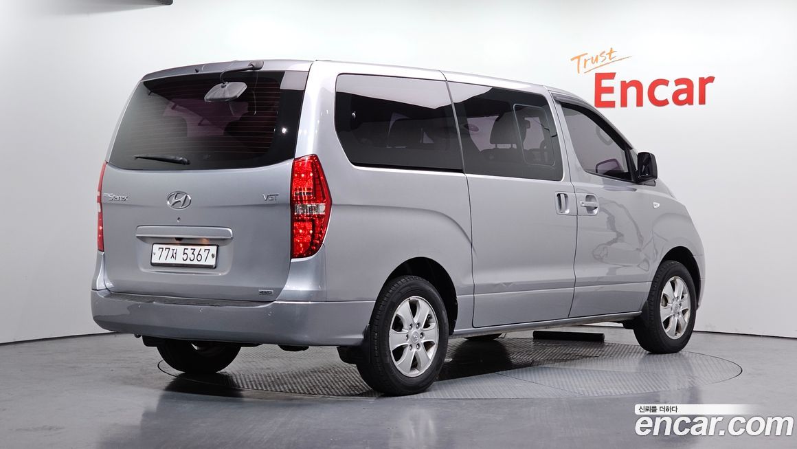 Hyundai Starex 2016