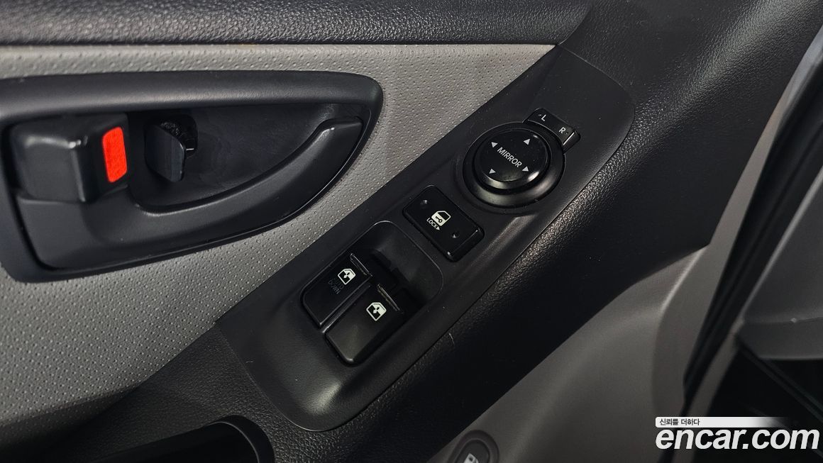 Hyundai Starex 2016