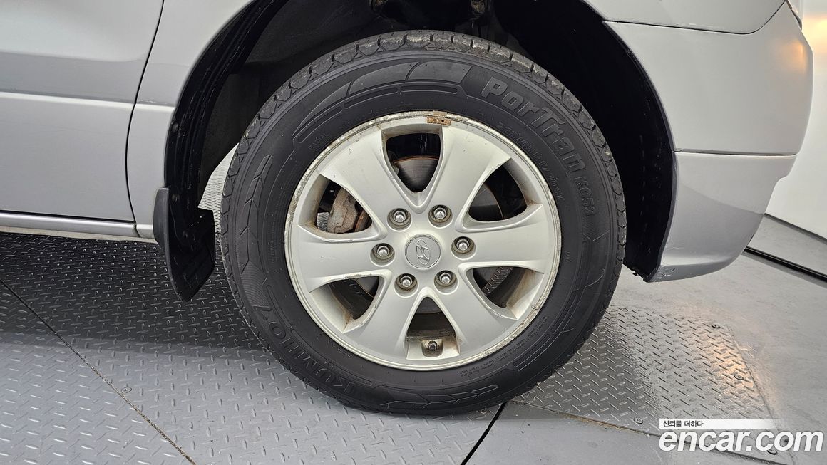 Hyundai Starex 2016