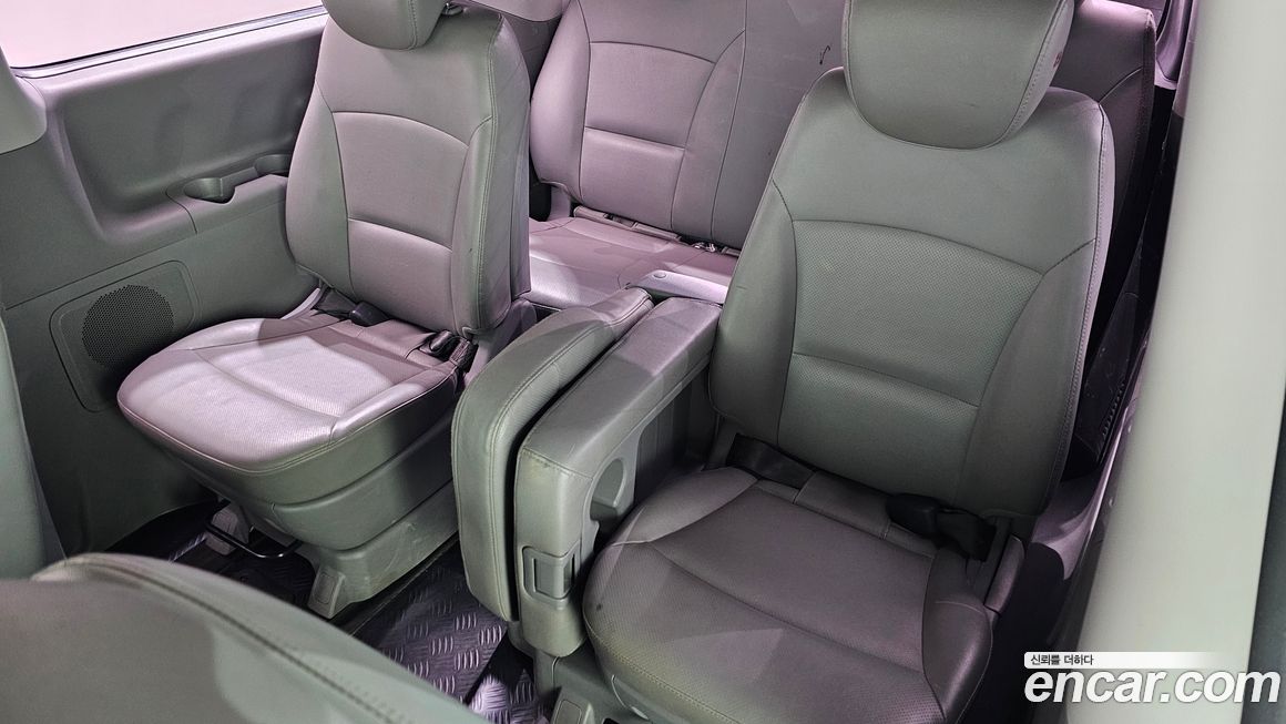 Hyundai Starex 2016