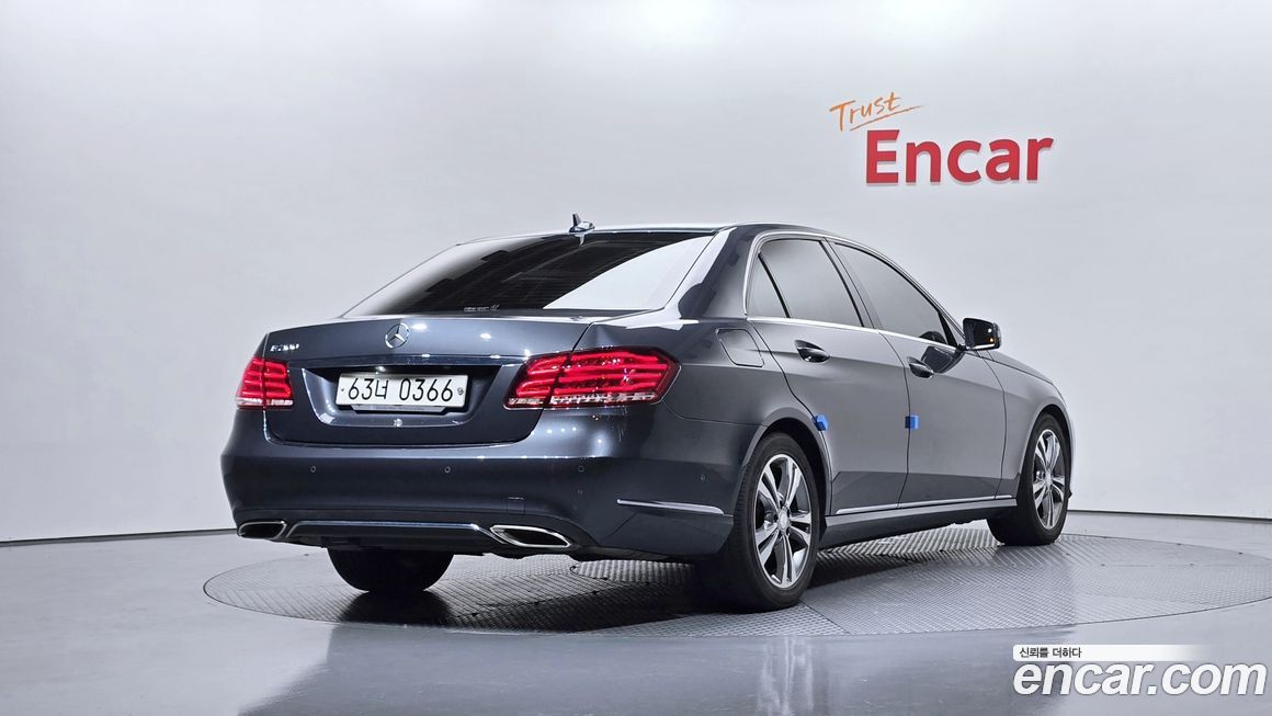 Mercedes-Benz E-Class 2016