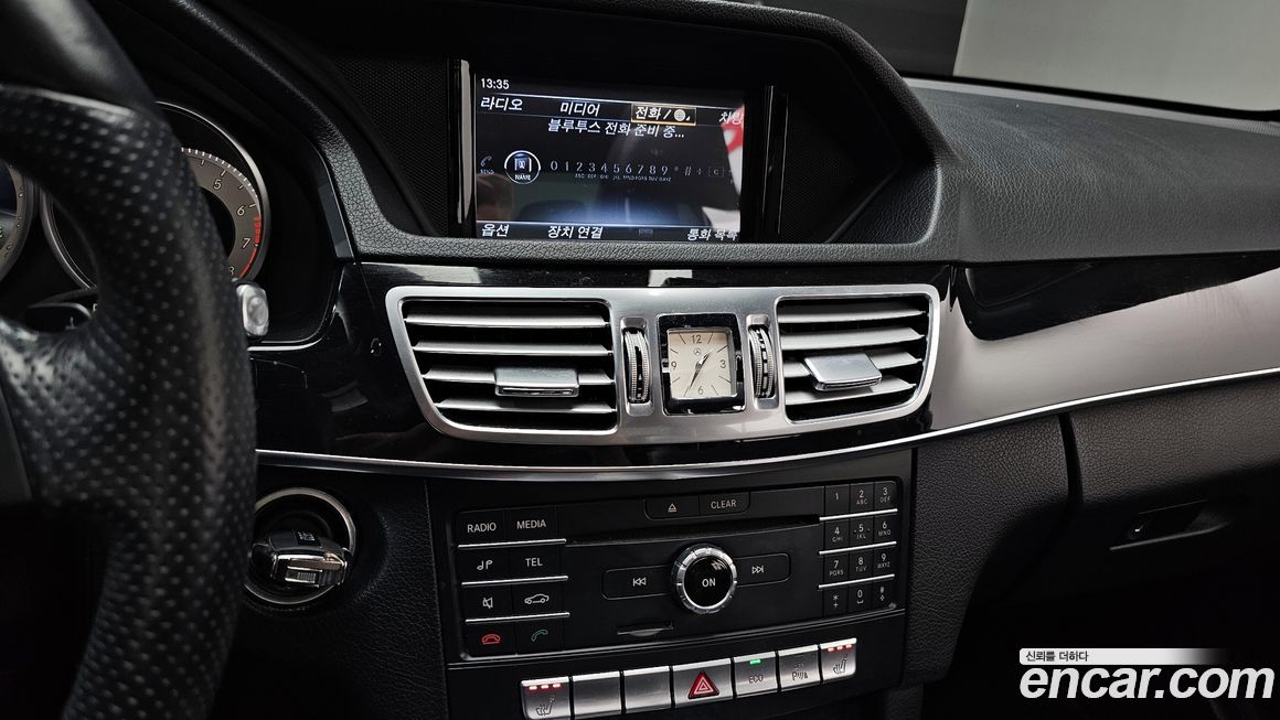 Mercedes-Benz E-Class 2016