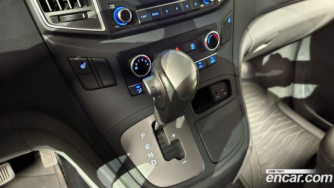 Hyundai Starex 2020