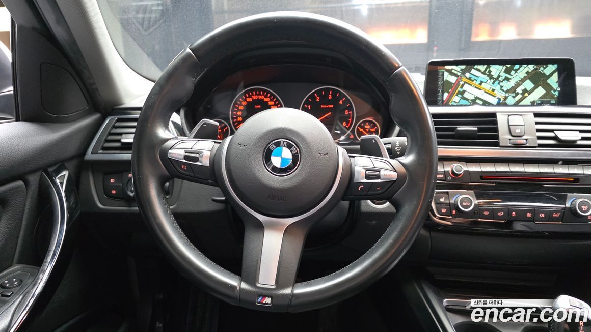 BMW 3-Series 2016