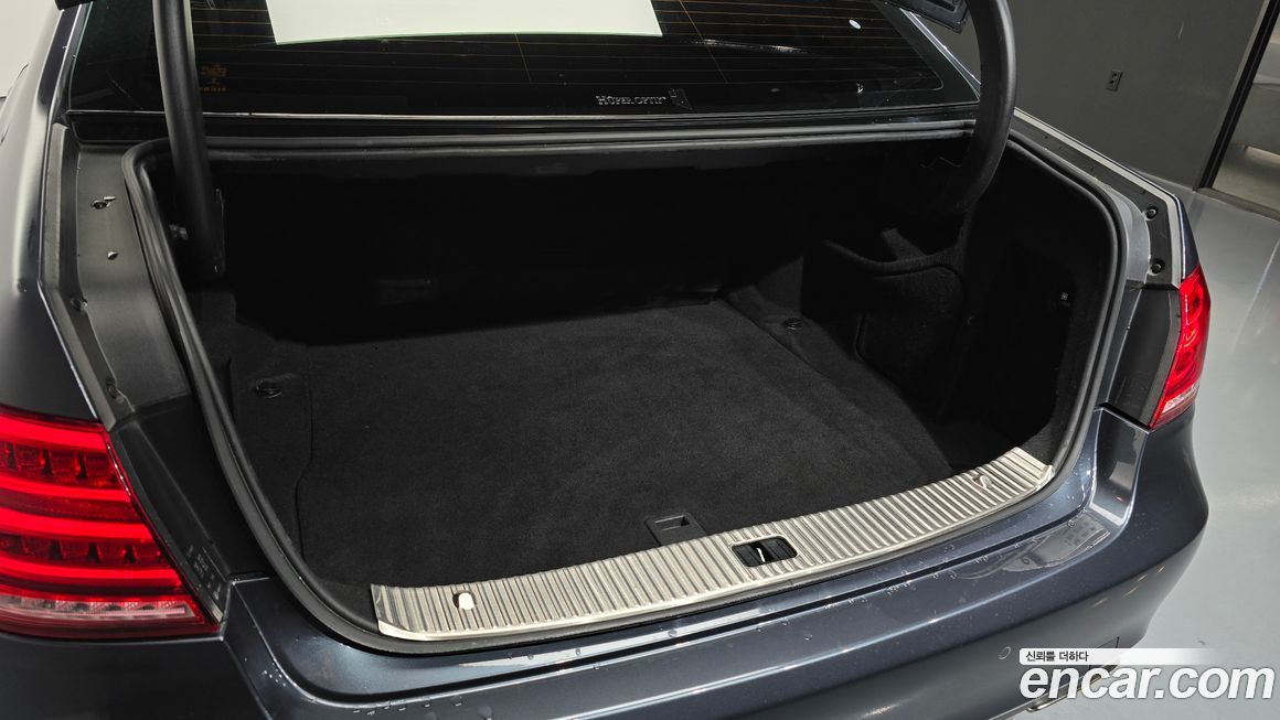 Mercedes-Benz E-Class 2016