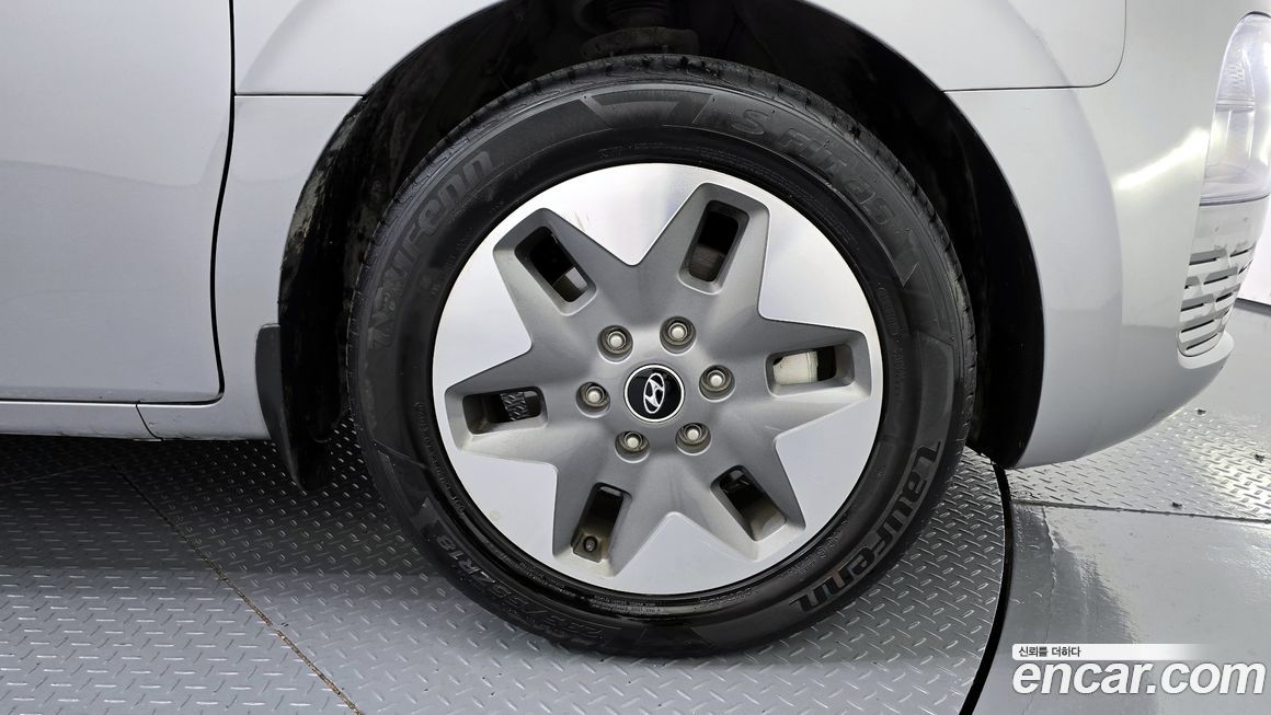 Hyundai Staria 2023