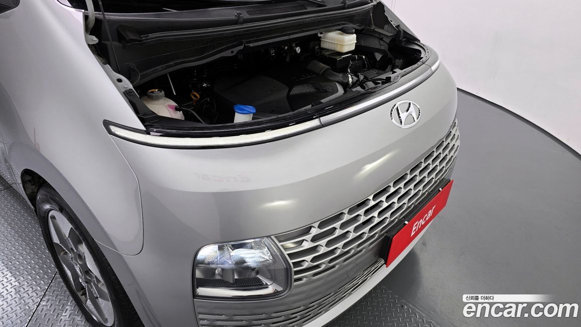 Hyundai Staria 2023