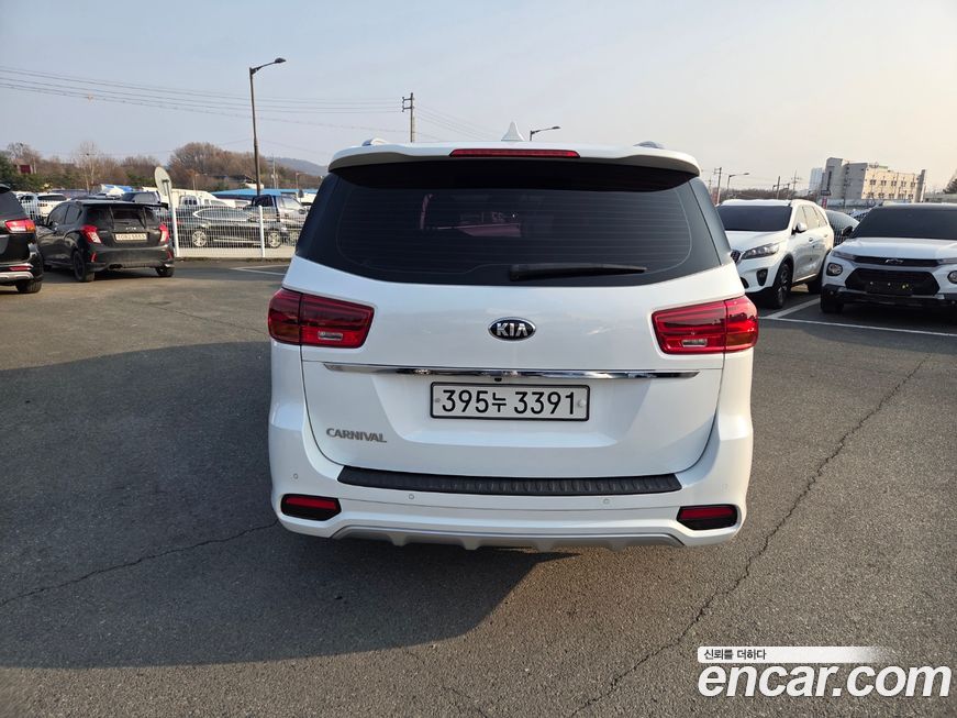 Kia Canival 2019