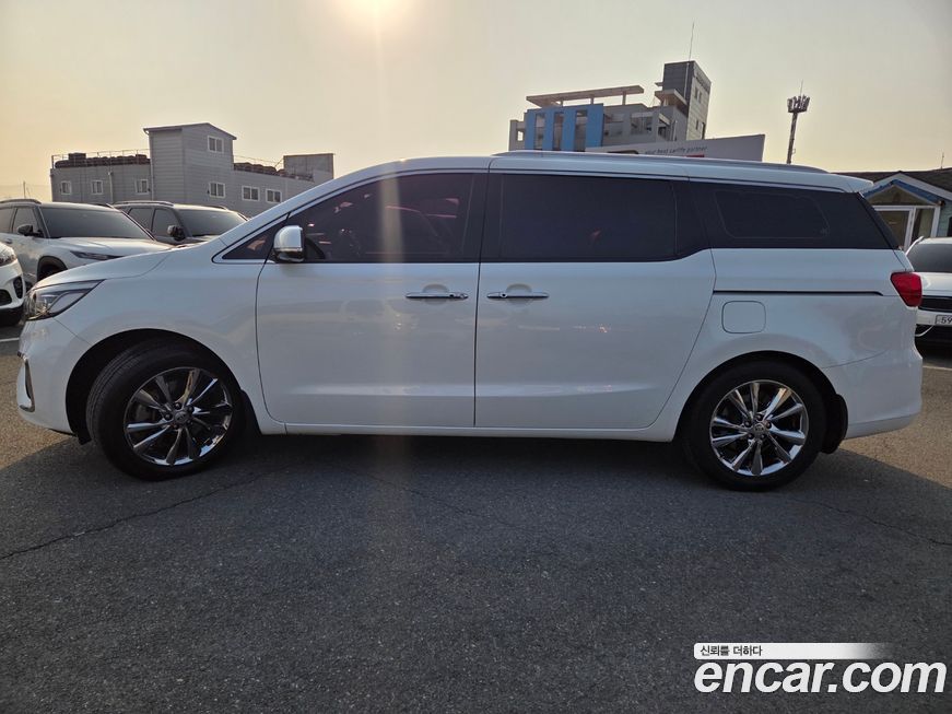 Kia Canival 2019