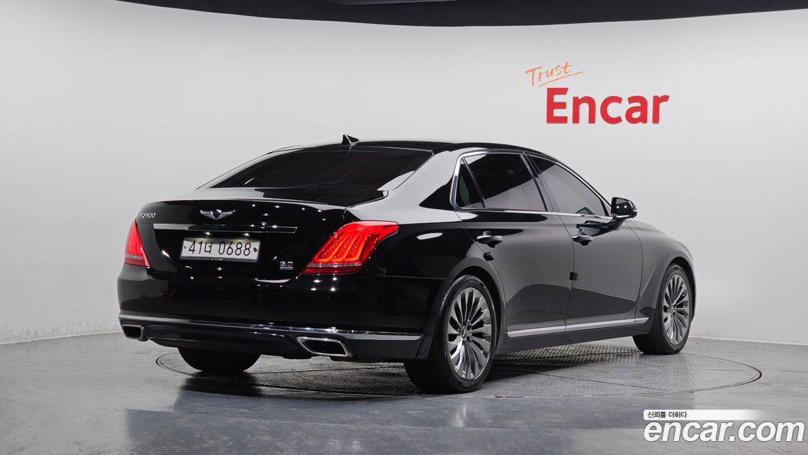 Genesis EQ900 2016