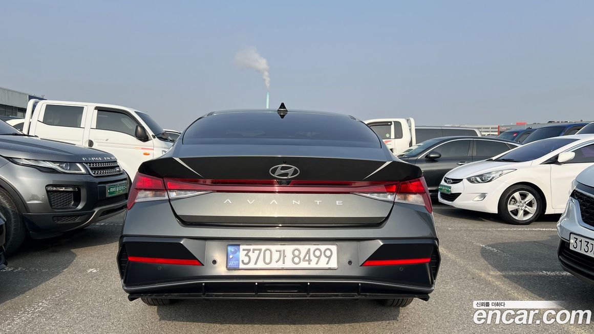 Hyundai AVANTE 2024