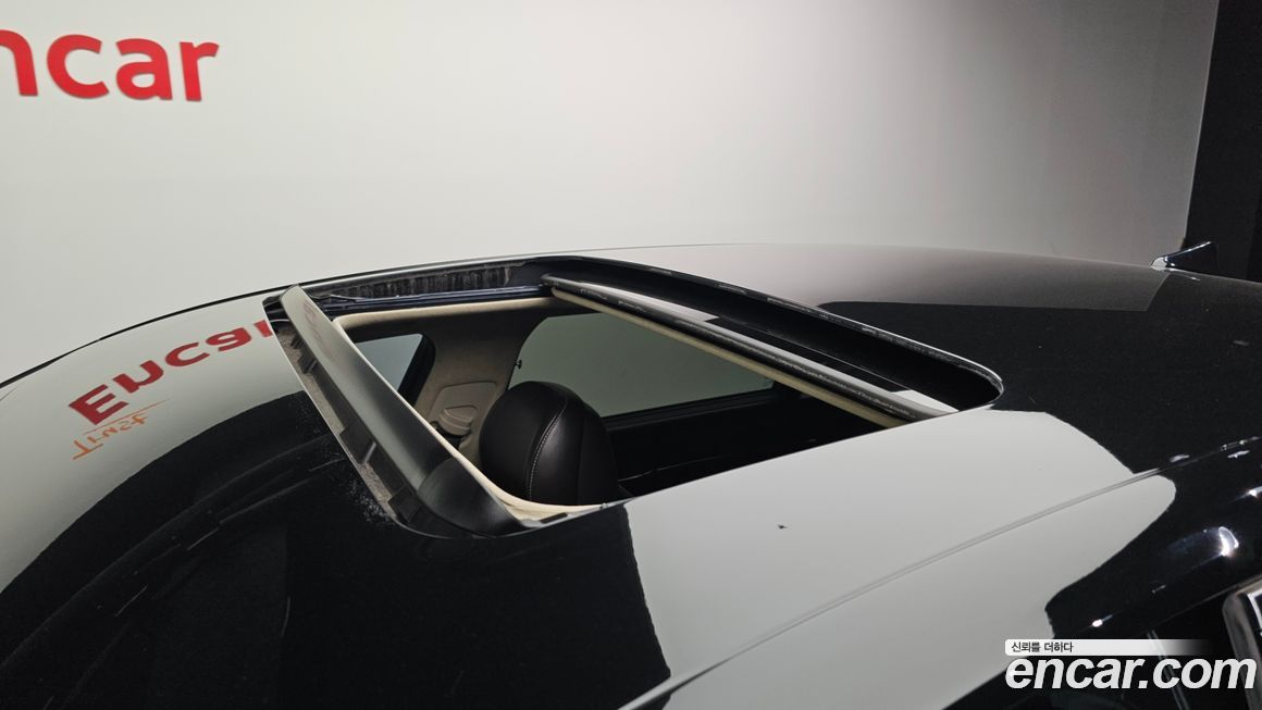 Genesis EQ900 2016