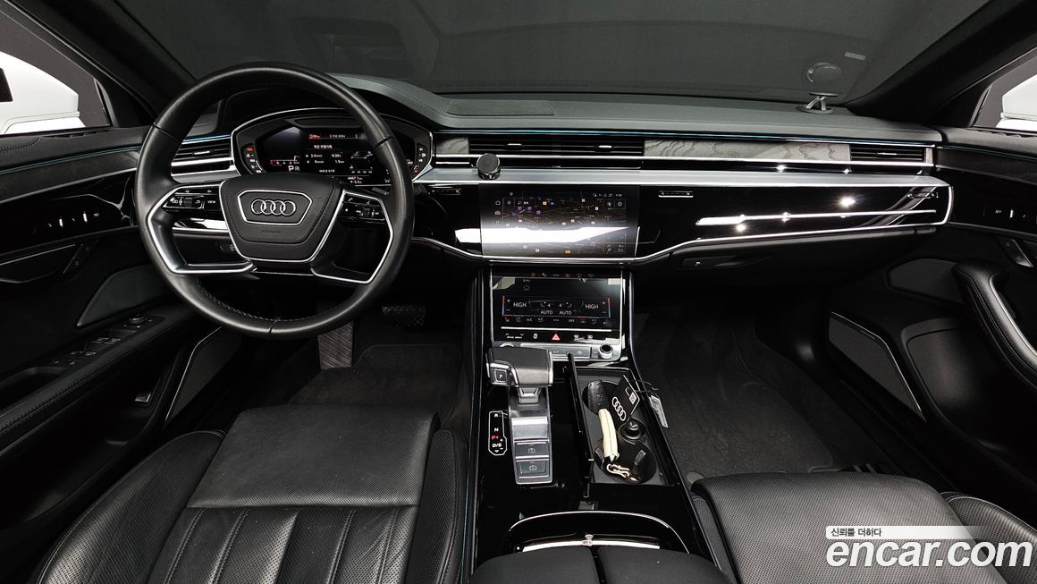 Audi A8 2022