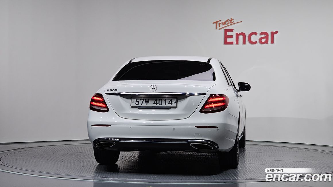 Mercedes-Benz E-Class 2018