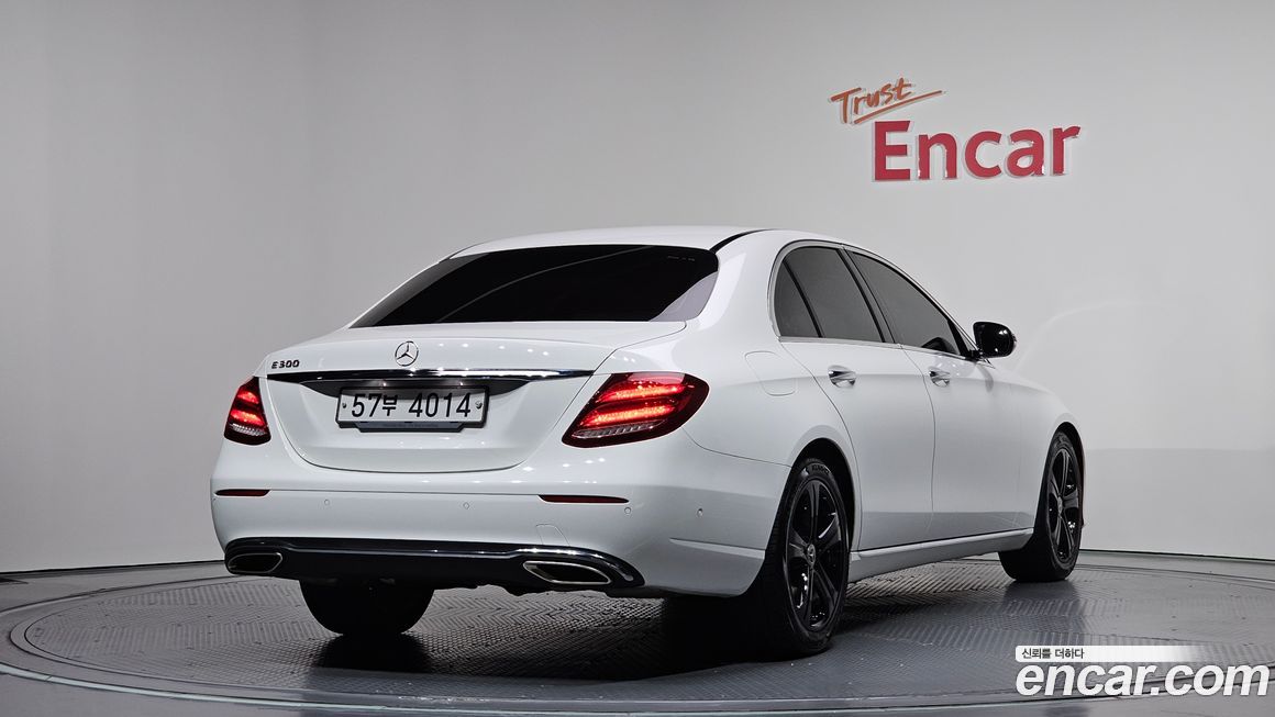 Mercedes-Benz E-Class 2018
