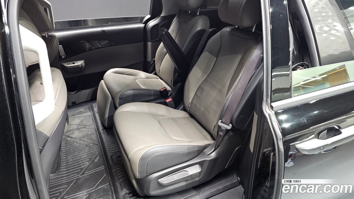 Kia Canival 2025