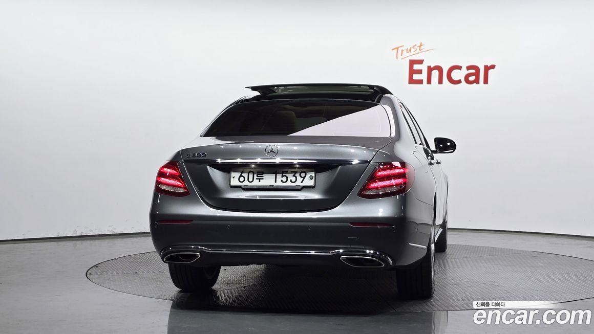 Mercedes-Benz E-Class 2017