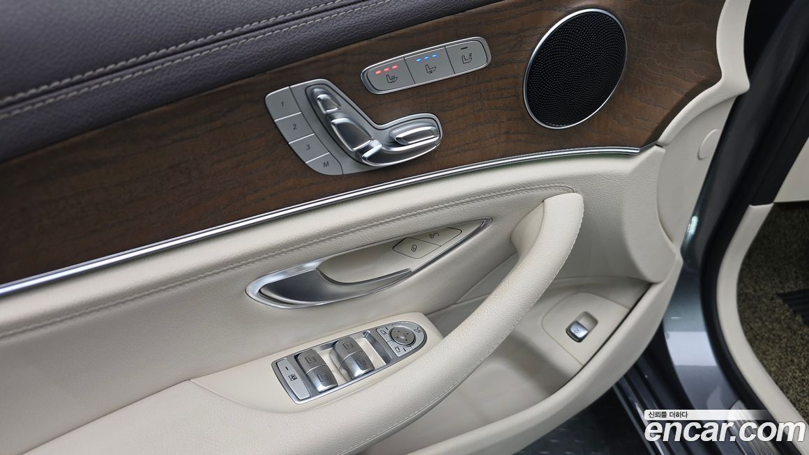 Mercedes-Benz E-Class 2017