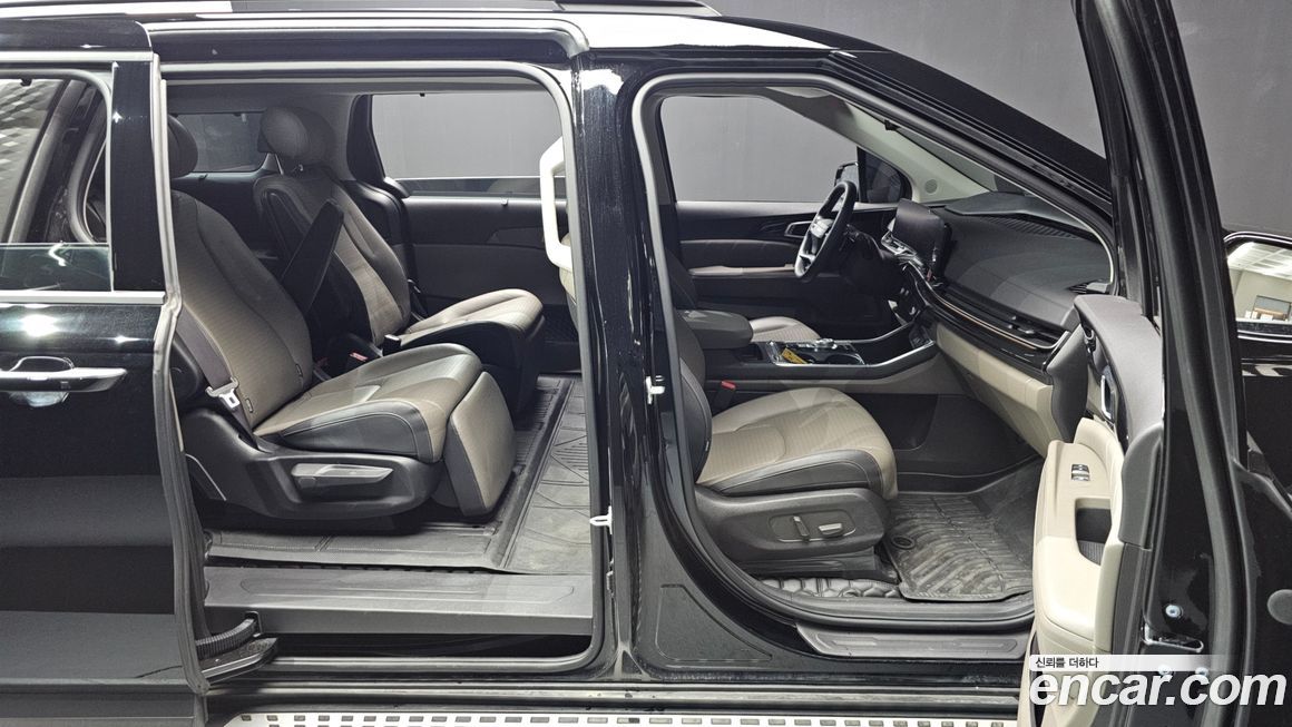 Kia Canival 2025