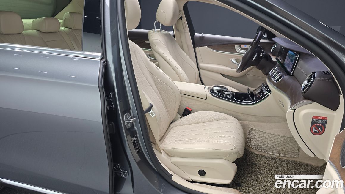 Mercedes-Benz E-Class 2017