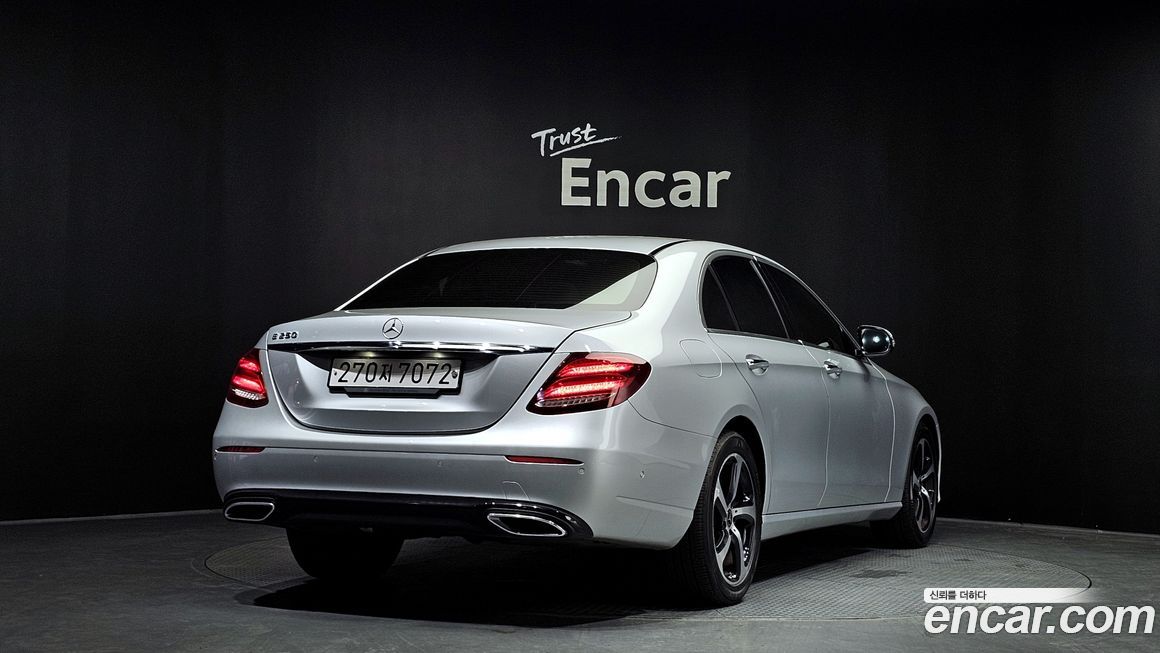 Mercedes-Benz E-Class 2020