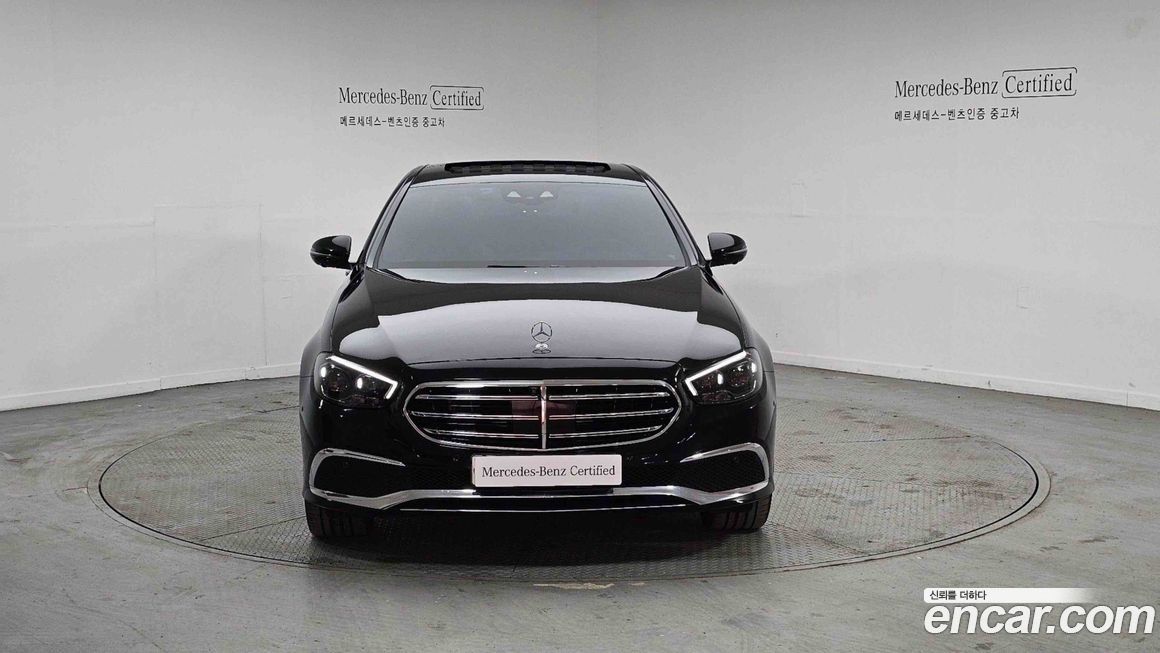 Mercedes-Benz E-Class 2023