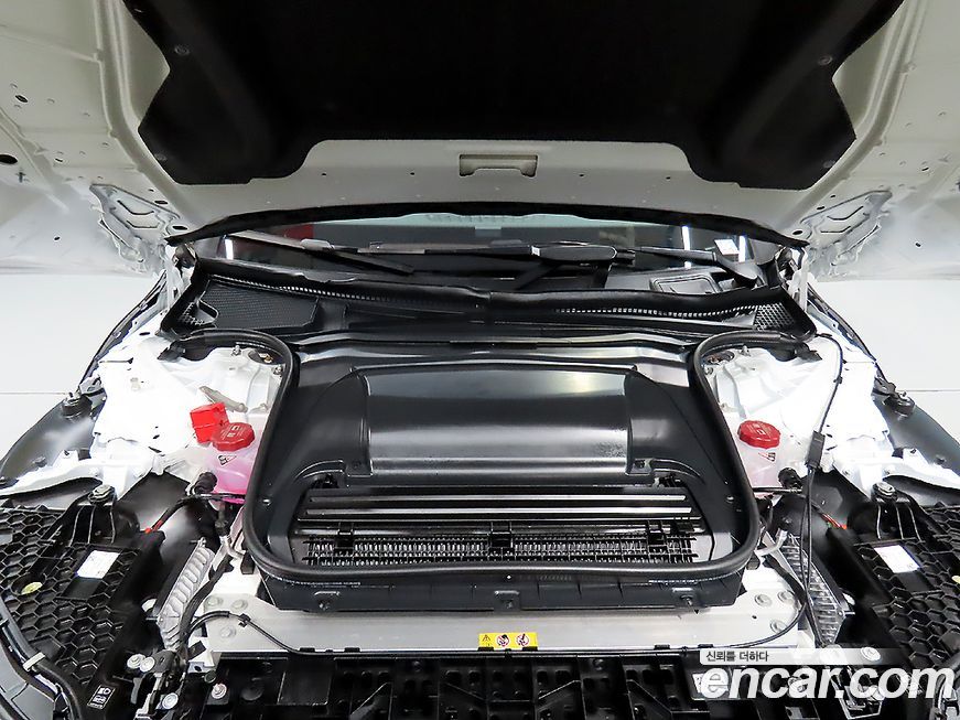 Mercedes-Benz EQE 2024