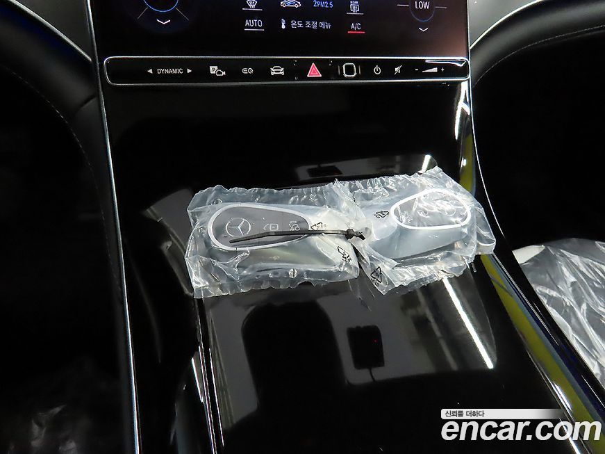 Mercedes-Benz EQE 2024