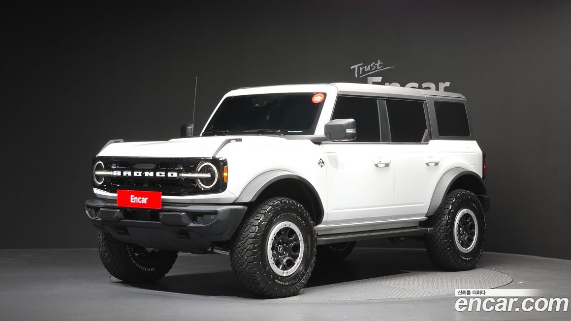 Ford Bronco 2024
