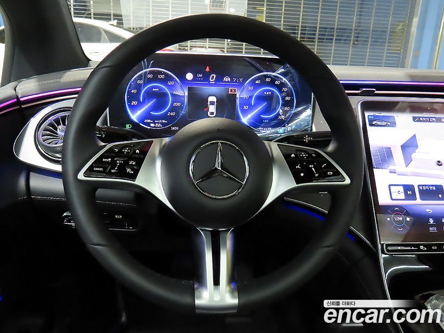 Mercedes-Benz EQE 2024