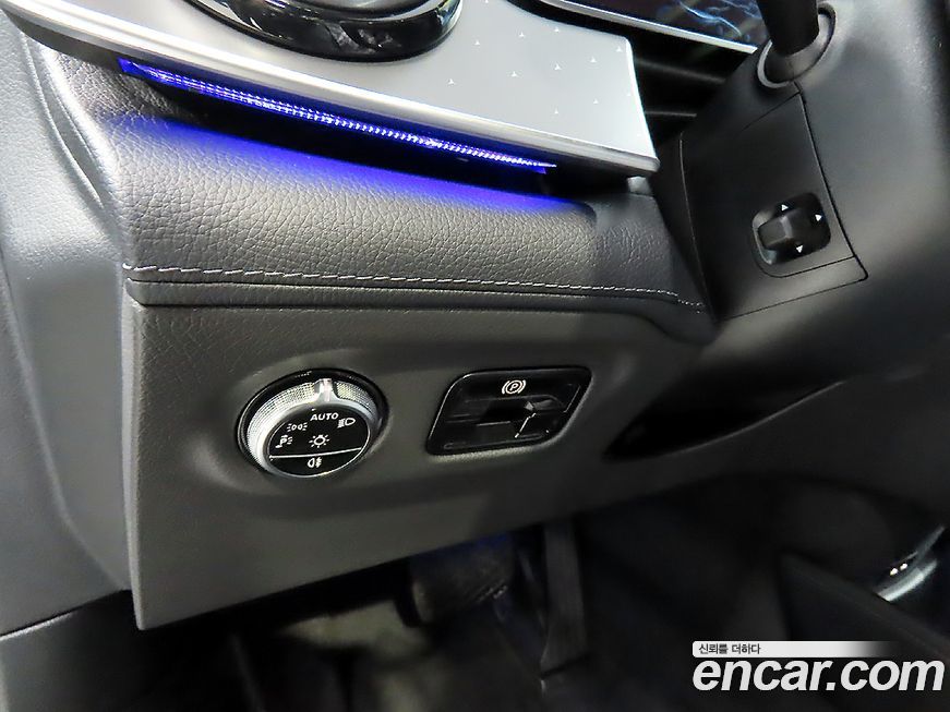 Mercedes-Benz EQE 2024