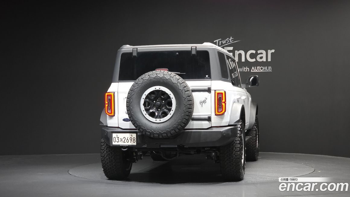 Ford Bronco 2024