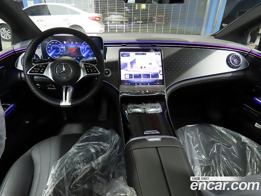 Mercedes-Benz EQE 2024