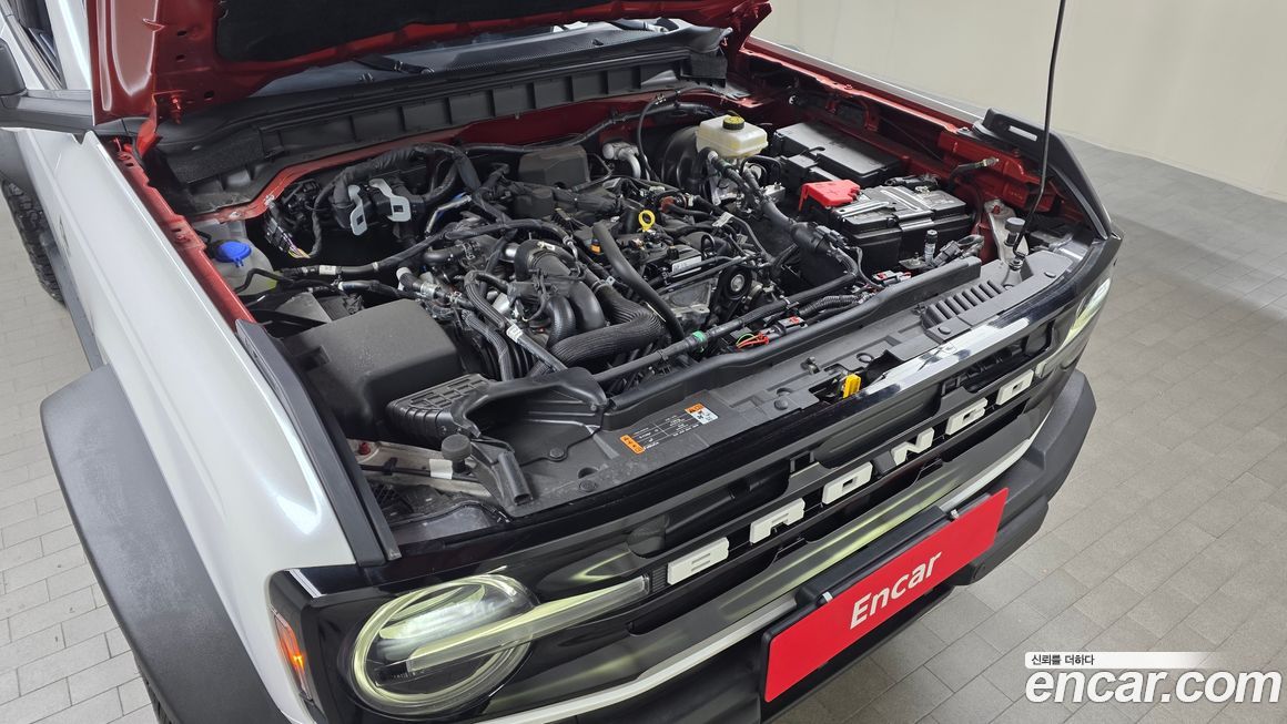 Ford Bronco 2024
