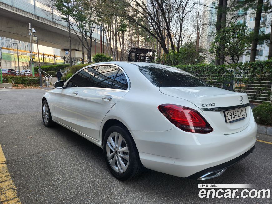 Mercedes-Benz C-Class 2020